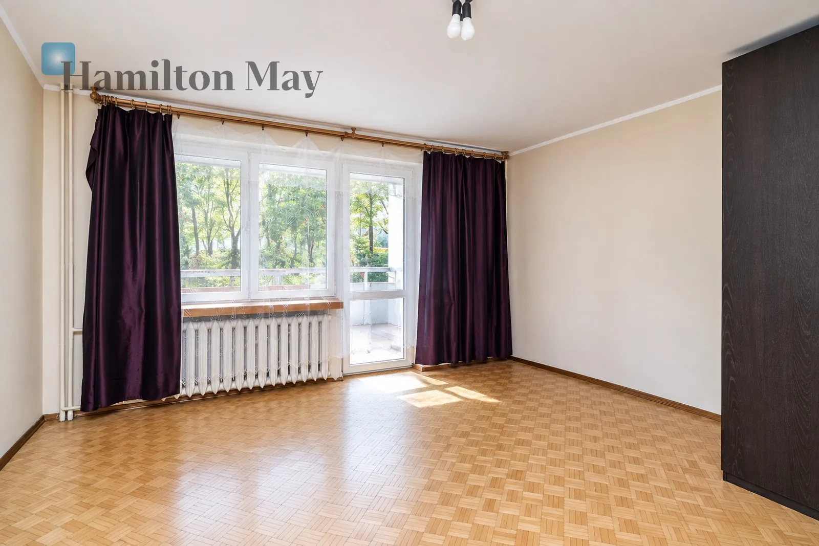City: Kraków Street: Jana Kozietulskiego Region: Bieżanów-Prokocim Distance to centre: 6.55 km Price: 700000 PLN Bedrooms: 2 Bathrooms: 1 Size: 54m2 - slider
