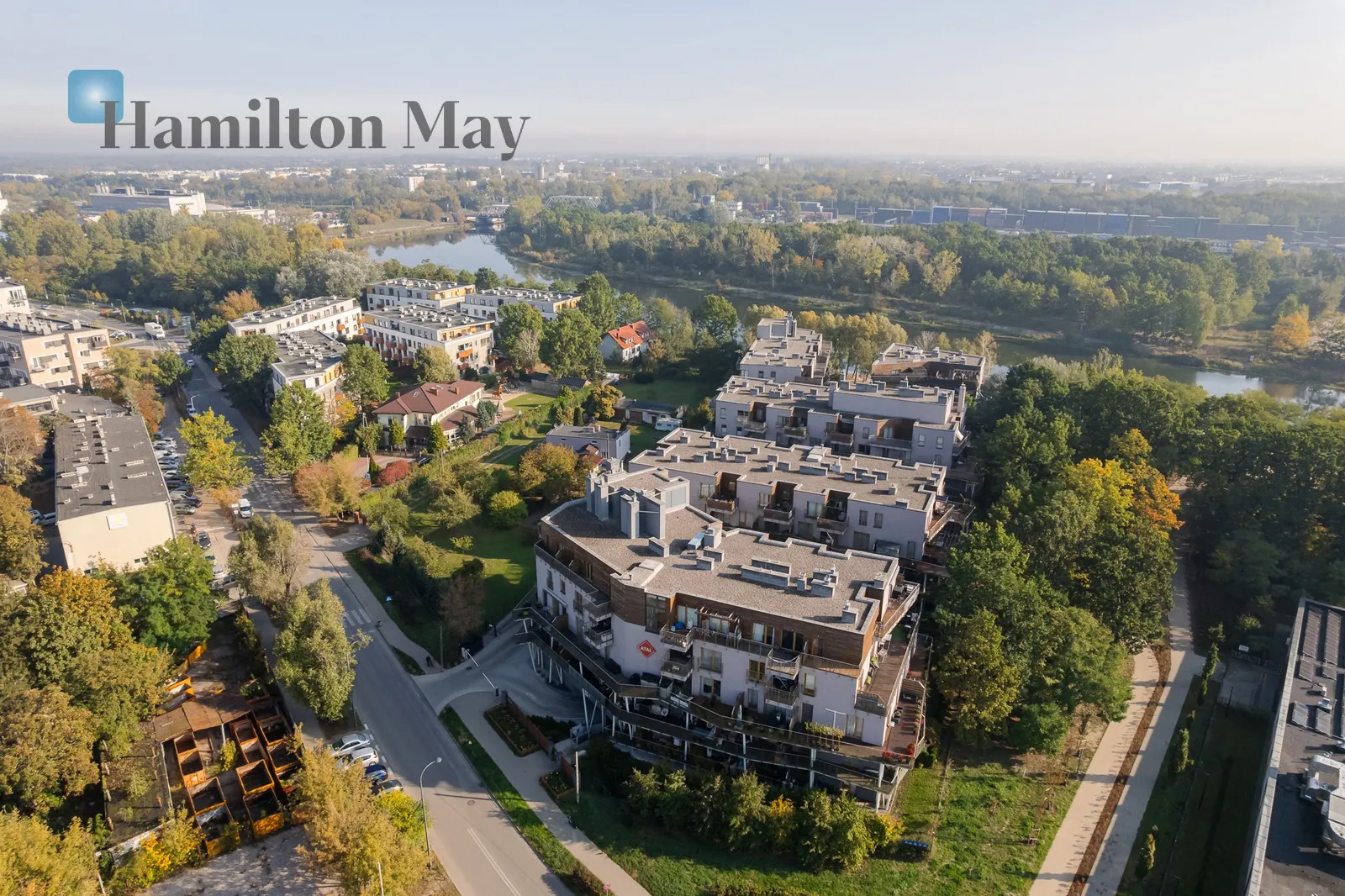 Luksusowy, przyjazny dla zwierząt, apartament nad wodą dla pary - slider