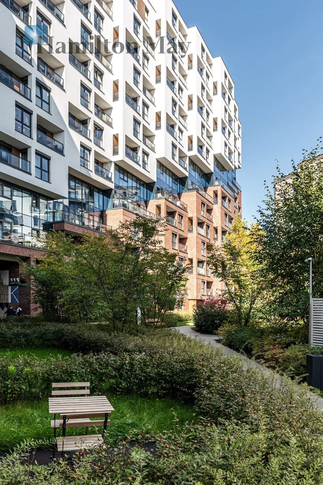 Spectacular penthouse with a terrace for rent in the center of Krakow - slider
