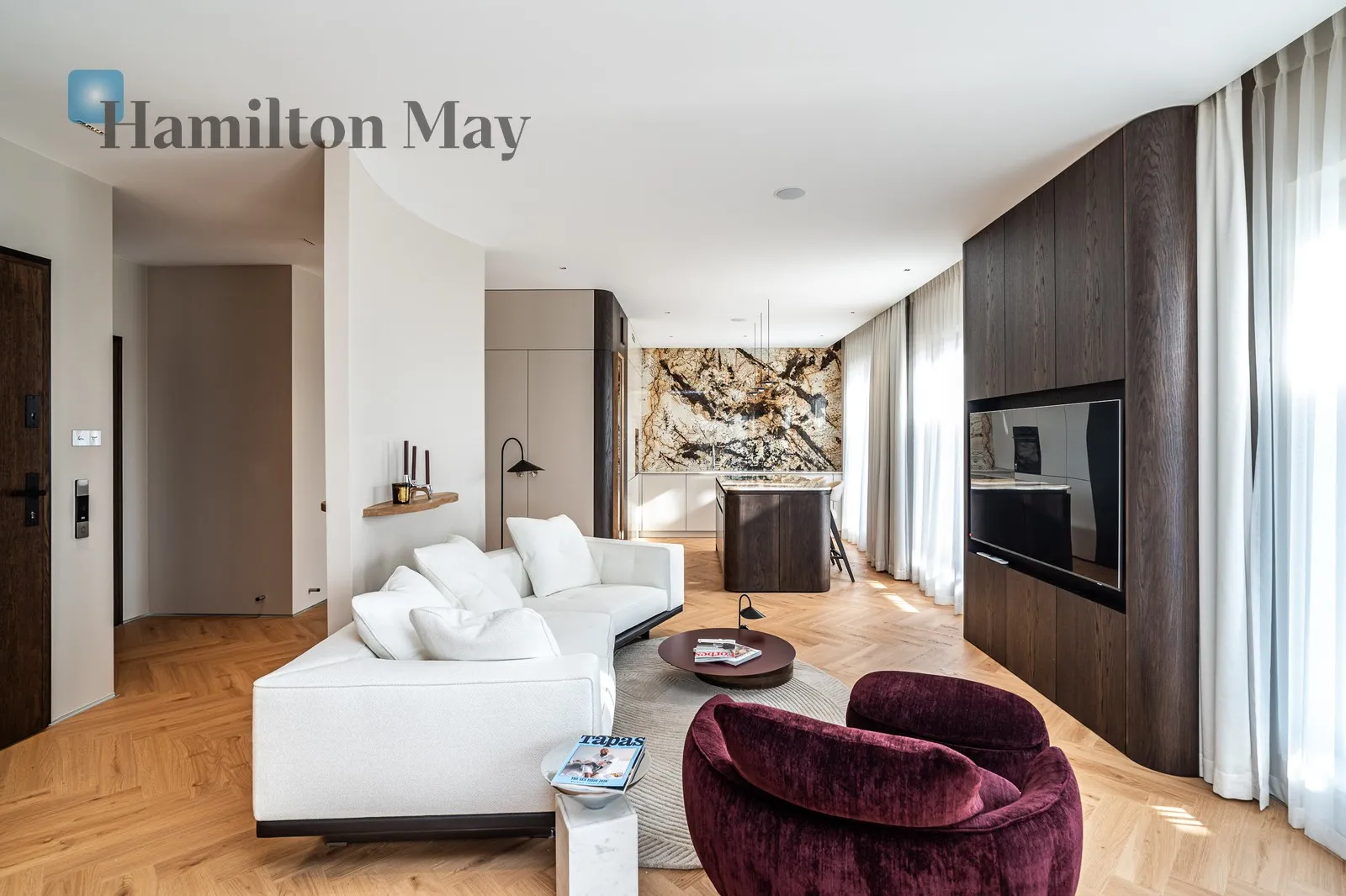 City: Kraków Street: Rakowicka Region: Stare Miasto Level: 5 Price: 22000 PLN Bedrooms: 2 Bathrooms: 2 Size: 120m2 Price/m2: 183 PLN - slider