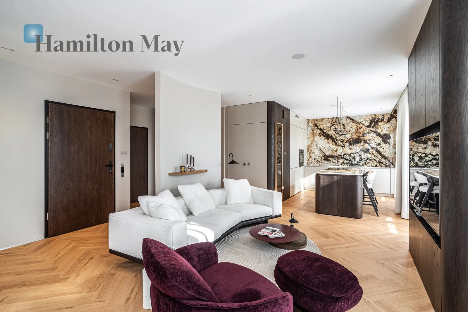 Level: 5 Price: 22000 PLN Bedrooms: 2 Bathrooms: 2 Size: 120m2 Price/m2: 183 PLN - slider