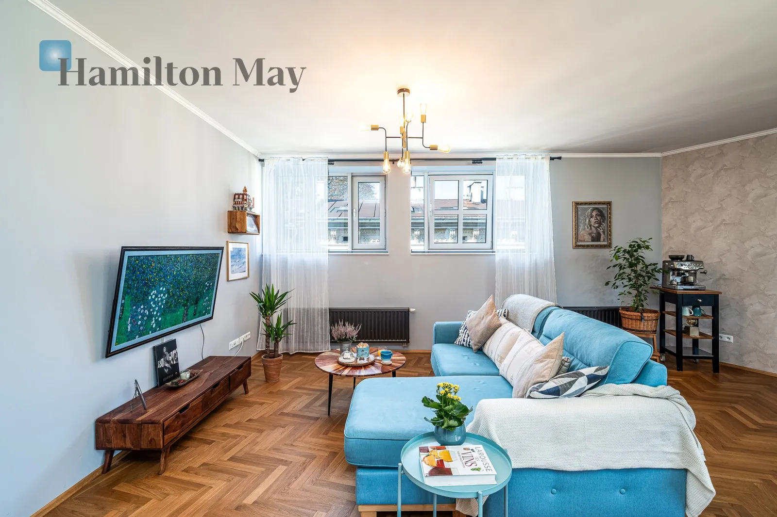 City: Kraków Street: Jana Kochanowskiego Region: Kraków Distance to centre: 0.81 km Level: 3 Price: 2990000 PLN Bedrooms: 2 Bathrooms: 2 - slider