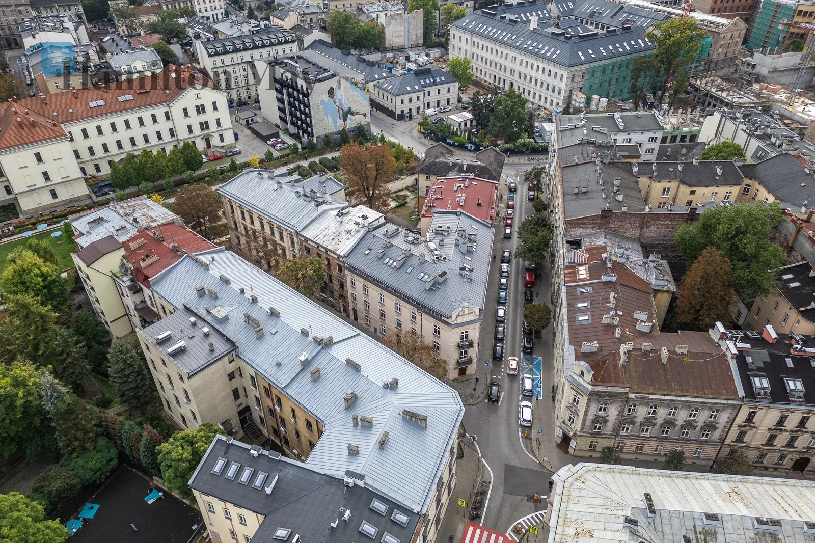 Distance to centre: 0.81 km Level: 3 Price: 2990000 PLN - slider