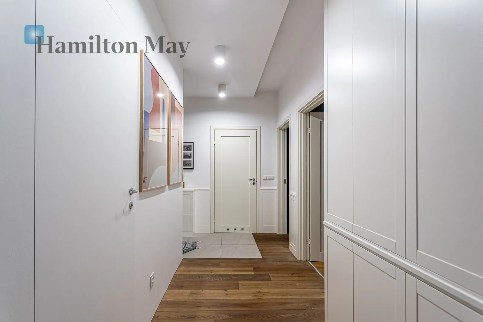 Region: Mokotów Distance to centre: 4.29 km Price: 5500 PLN Bedrooms: 2 Bathrooms: 1 Size: 74m2 - slider