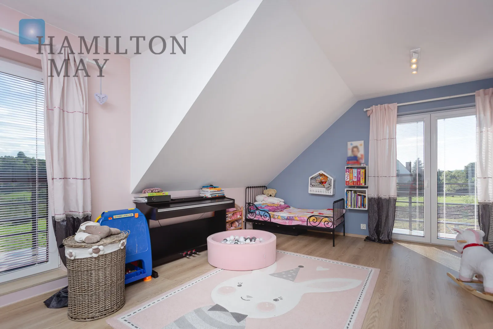 A detached house for rent in a beautiful, quiet area - slider