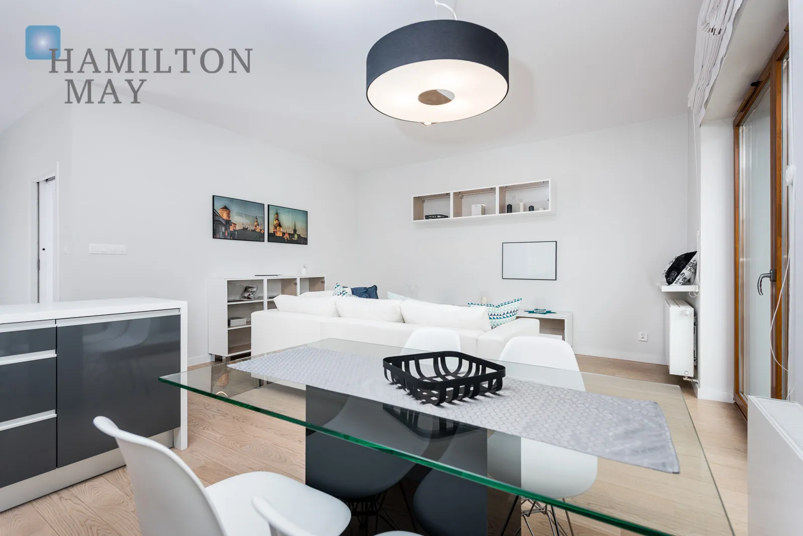 Ekskluzywny apartament z balkonem w sercu Krakowa - slider