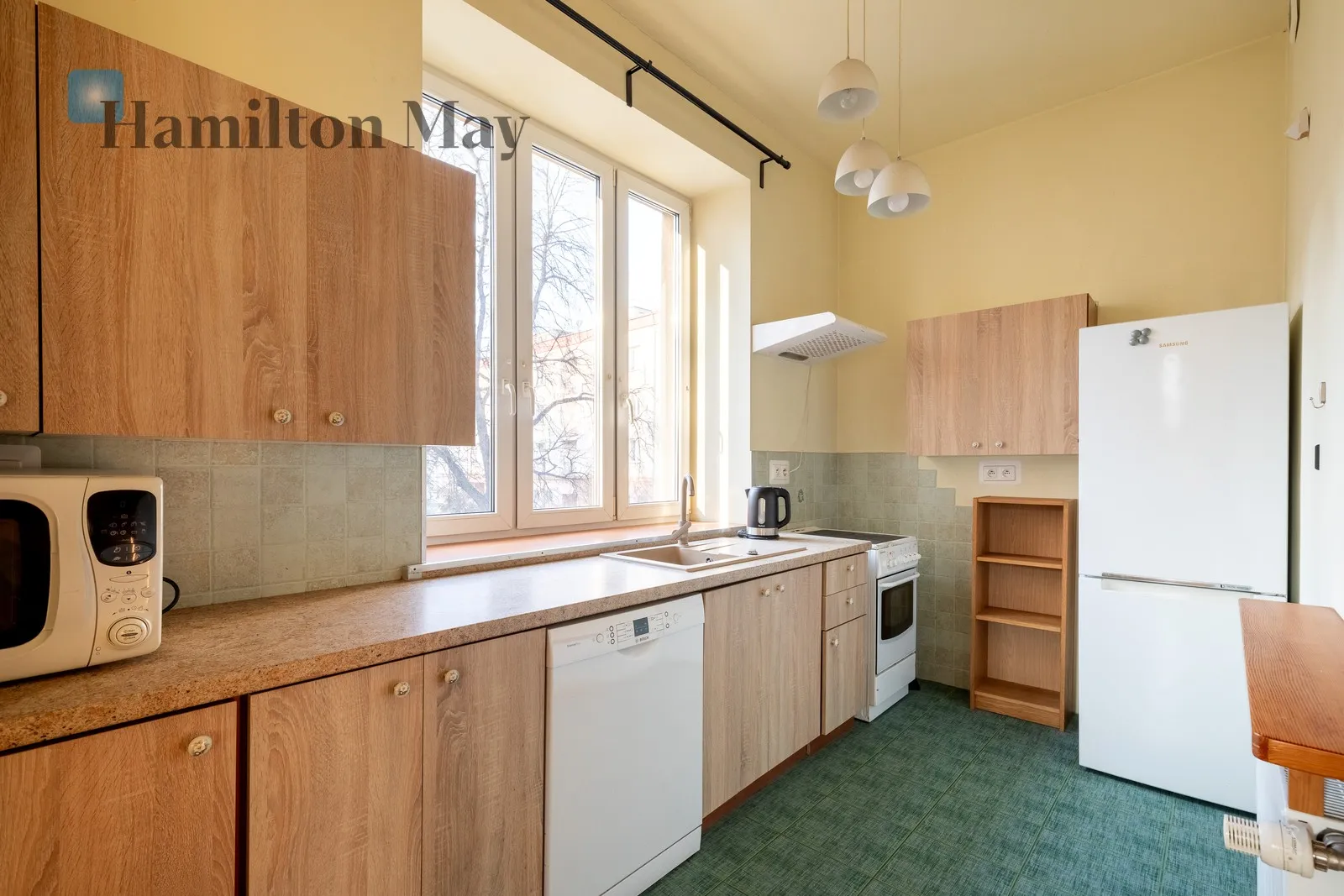 City: Kraków Street: Grzegórzecka Region: Grzegórzki Distance to centre: 1.42 km Level: 1 Price: 1250000 PLN Bedrooms: 3 - slider