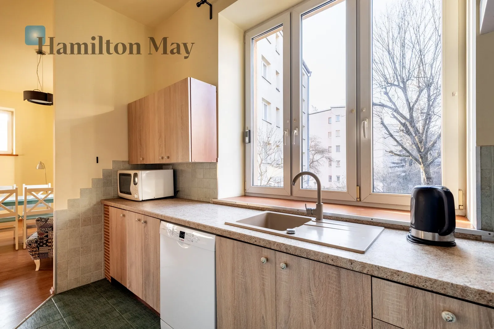 Street: Grzegórzecka Region: Grzegórzki Distance to centre: 1.42 km Level: 1 Price: 1250000 PLN Bedrooms: 3 Bathrooms: 2 - slider