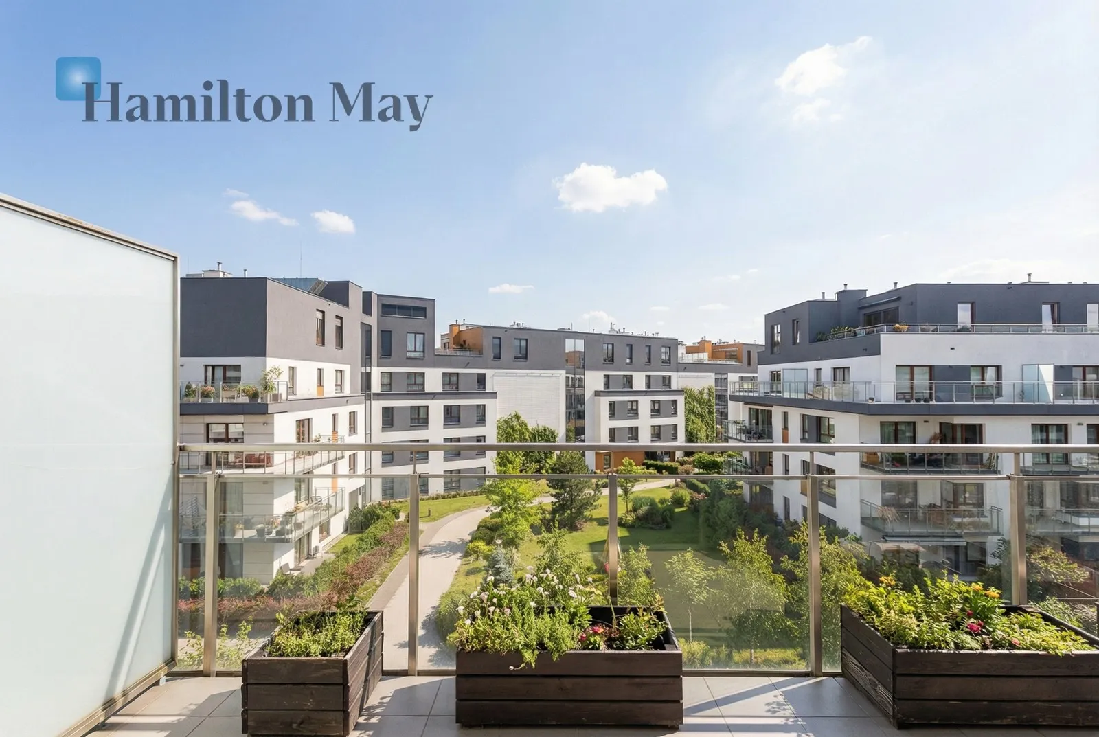 Region: Wilanów Subregion: Wilanów Wysoki Distance to centre: 8.17 km Level: 3 Price: 3000 PLN Bedrooms: 0 Bathrooms: 1 - slider