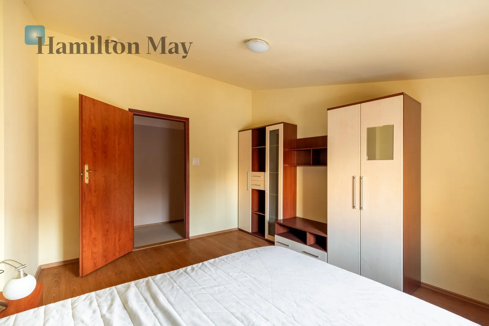 Bedrooms: 3 Bathrooms: 1 Size: 88m2 Price/m2: 13068 PLN - slider