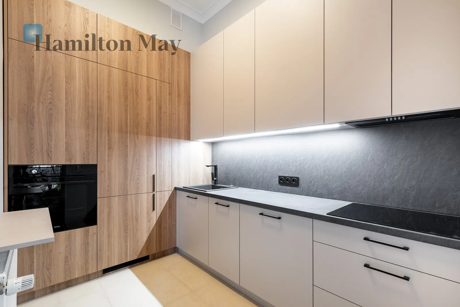 Ekskluzywne mieszkanie w zabytkowej kamienicy na Starym Mieście - slider