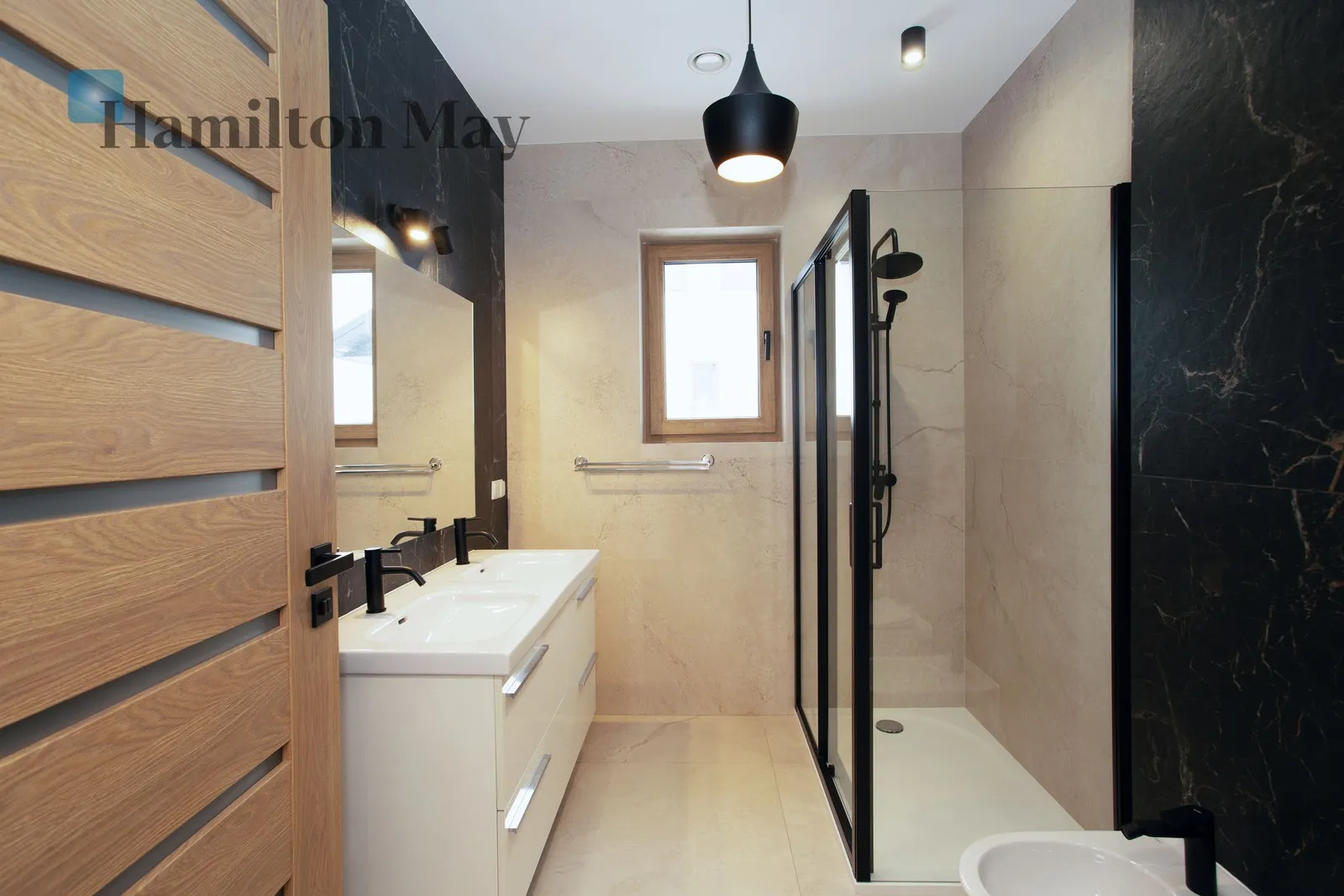 Енергоефективний, сучасний будинок у тихому закритому житловому комплексі в Скотніках - slider