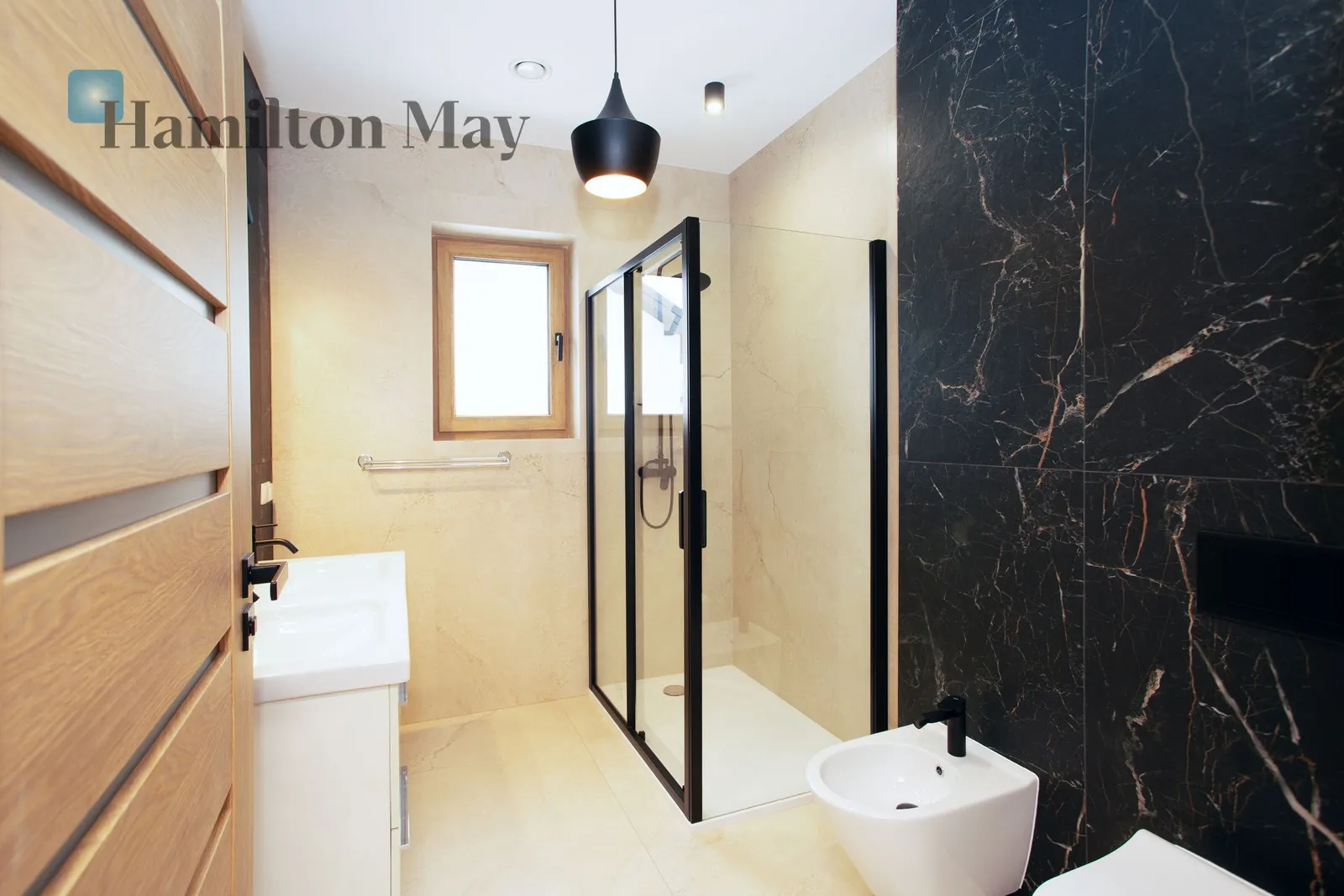 Енергоефективний, сучасний будинок у тихому закритому житловому комплексі в Скотніках - slider