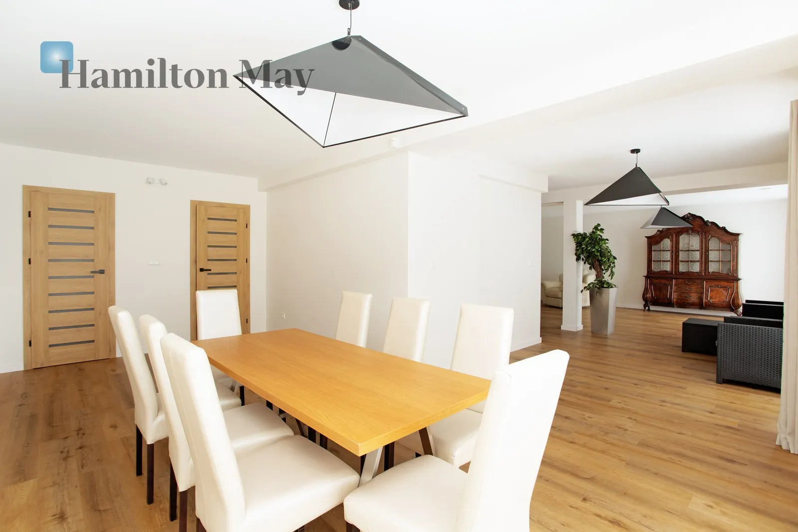 Енергоефективний, сучасний будинок у тихому закритому житловому комплексі в Скотніках - slider