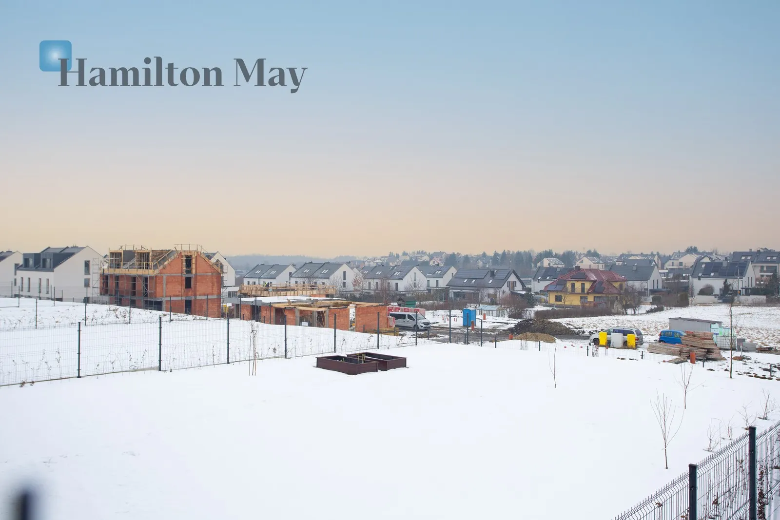 Енергоефективний, сучасний будинок у тихому закритому житловому комплексі в Скотніках - slider