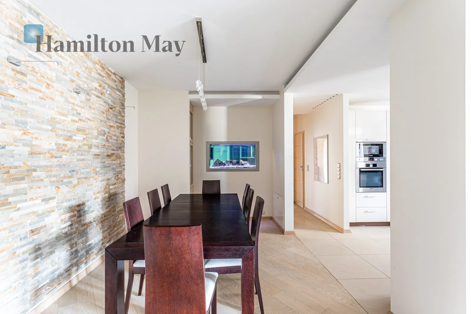 A unique three-bedroom apartment within the vicinity of the Warsaw Spire - slider