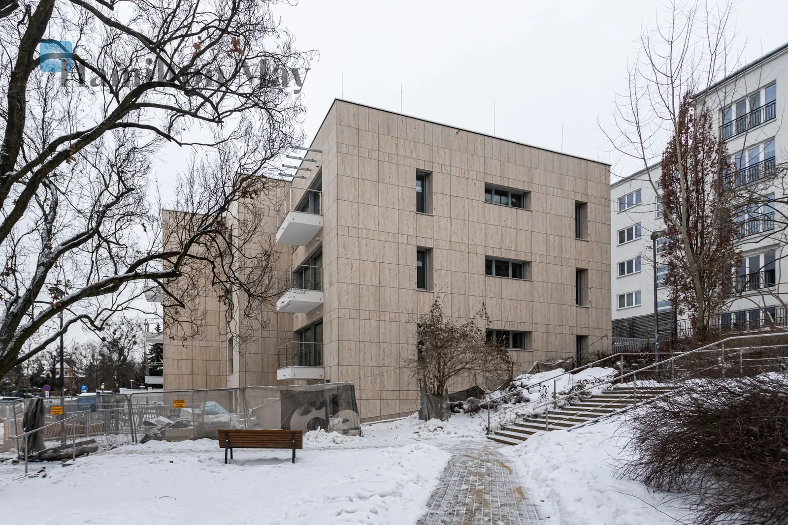 Subregion: Stary Mokotów Distance to centre: 2.46 km Level: 2 Price: 1850000 PLN Bedrooms: 1 Bathrooms: 1 Size: 51m2 - slider