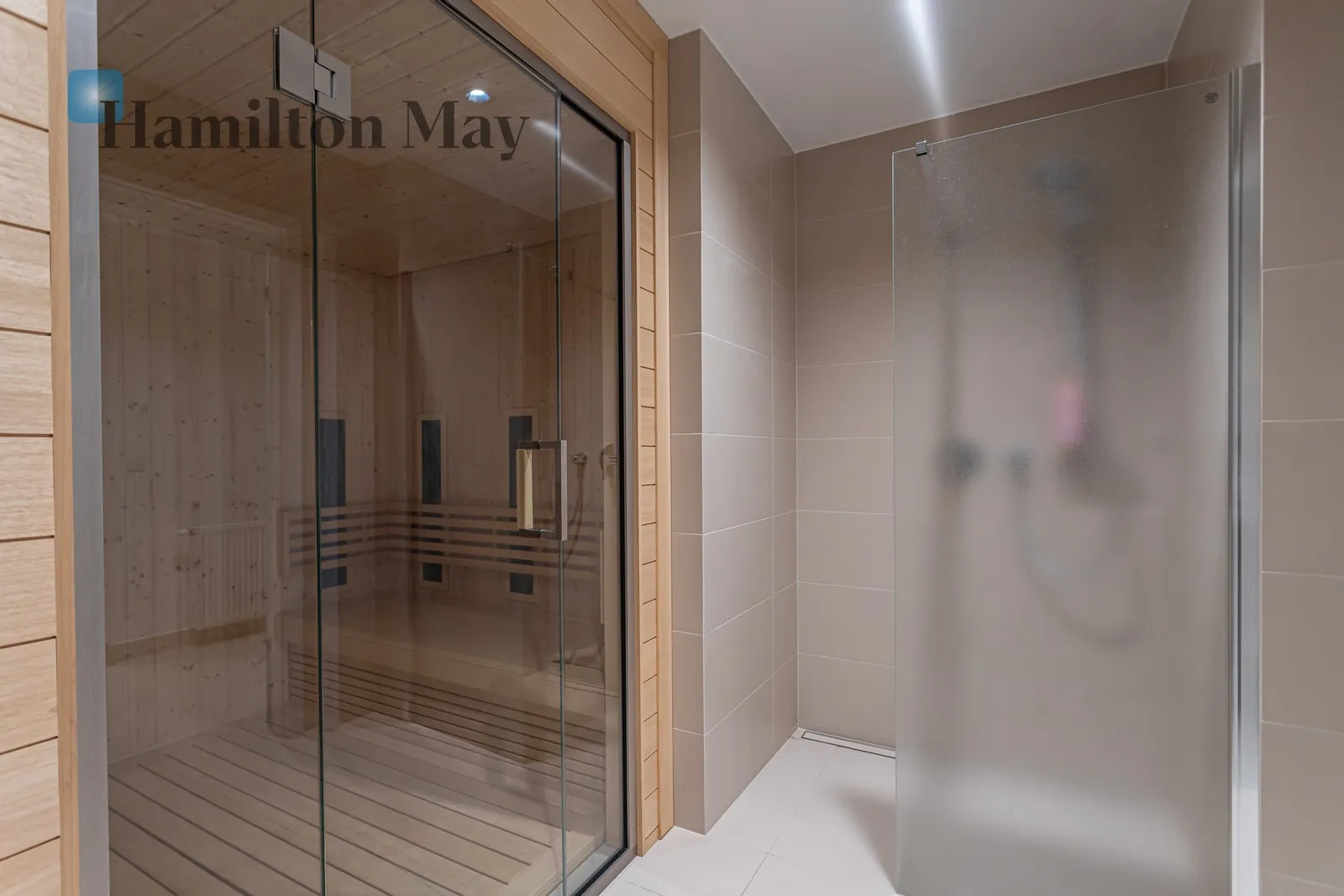 Level: 1 Price: 4000 PLN Bedrooms: 1 Bathrooms: 1 Size: 46m2