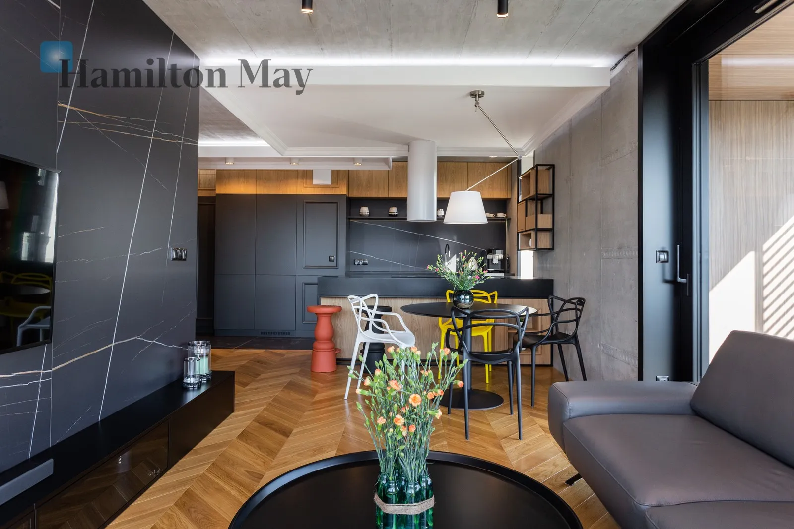 City: Kraków Street: Piotra Borowego Region: Zwierzyniec Subregion: Półwsie Zwierzynieckie Distance to centre: 3.28 km Level: 3 Price: 4900 PLN Bedrooms: 1 Bathrooms: 1 Size: 50m2 - slider