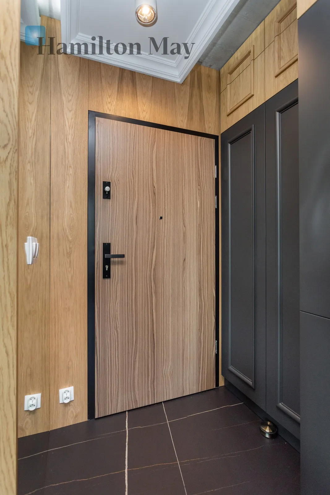 Region: Zwierzyniec Subregion: Półwsie Zwierzynieckie Distance to centre: 3.28 km Level: 3 Price: 4900 PLN Bedrooms: 1 Bathrooms: 1 - slider