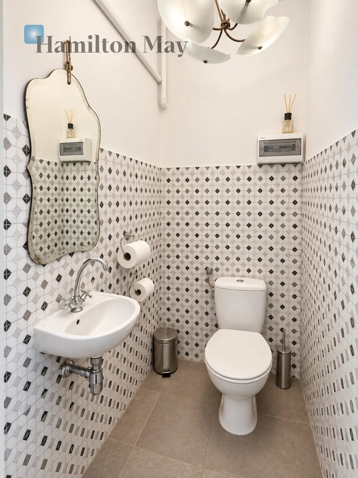Репрезентативне приміщення | 176 м² | відреставрований багатоквартирний будинок | Крупніча - slider
