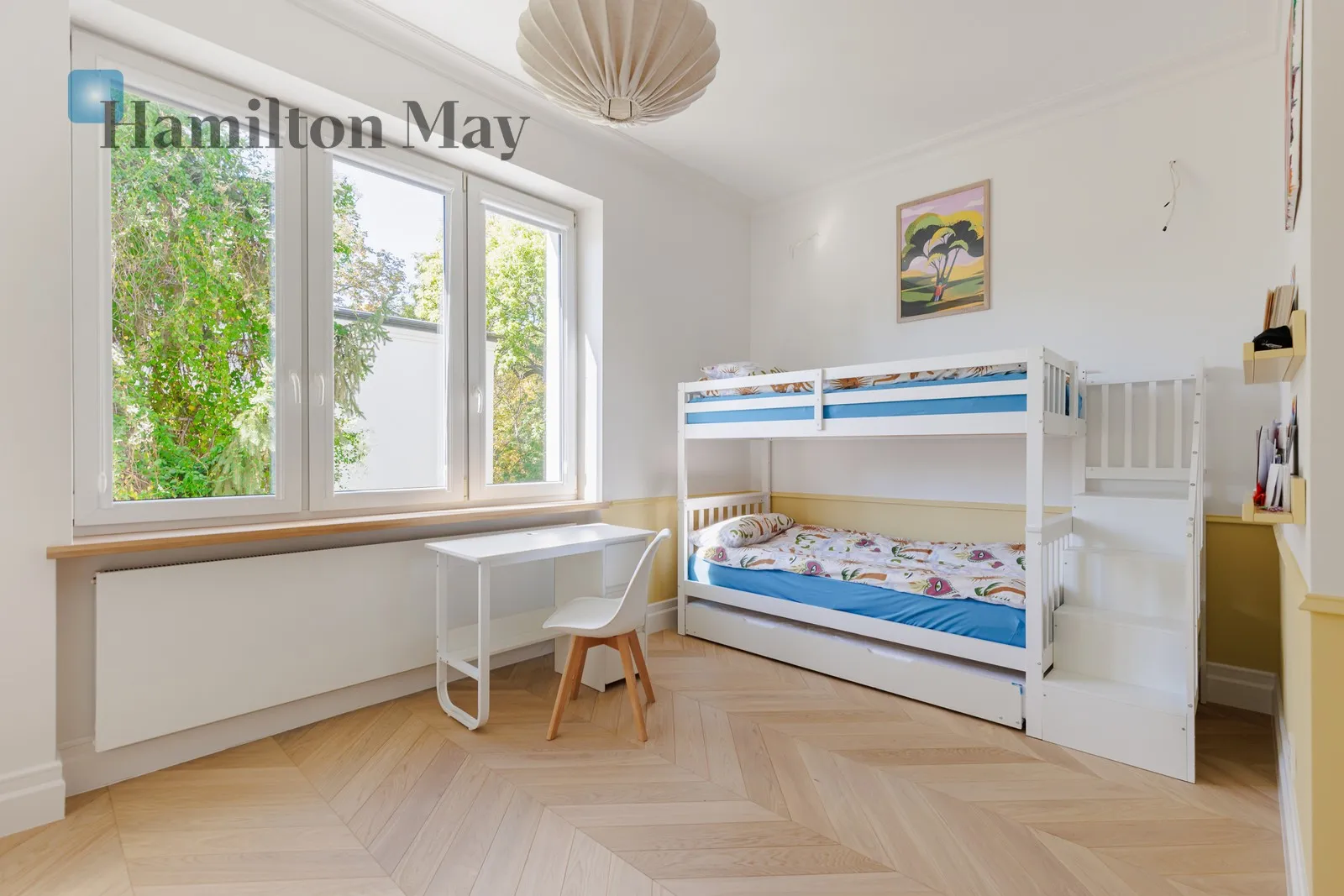 Subregion: Saska Kępa Distance to centre: 2.78 km Level: 2 Price: 7500 PLN Bedrooms: 2 Bathrooms: 1 Size: 70m2 Price/m2: 107 PLN - slider