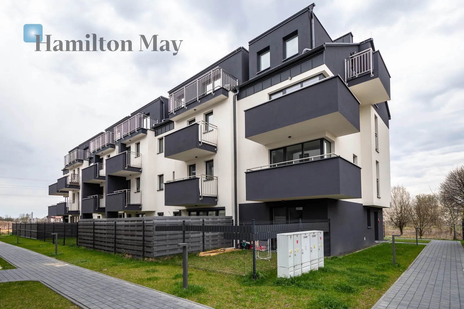 Region: Prądnik Biały Distance to centre: 4.5 km Price: 3100 PLN - slider