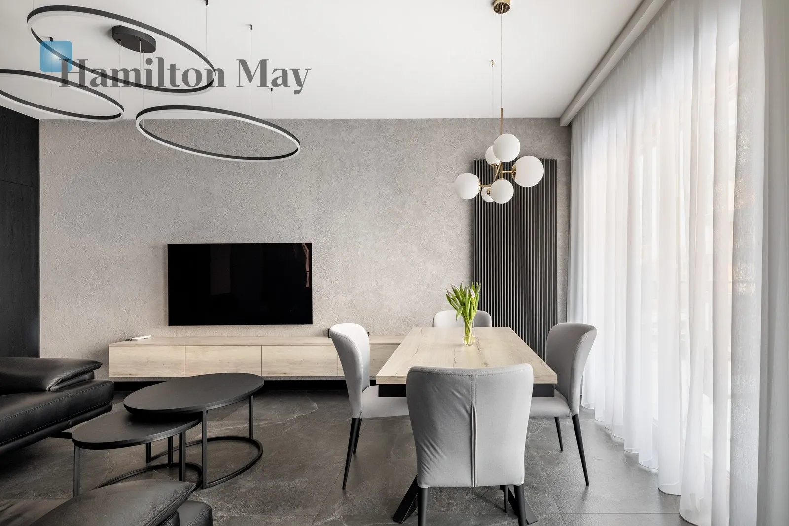 Distance to centre: 1.4 km Level: 2 Price: 3700 PLN Bedrooms: 1 Bathrooms: 1 Size: 50m2 Price/m2: 74 PLN - slider