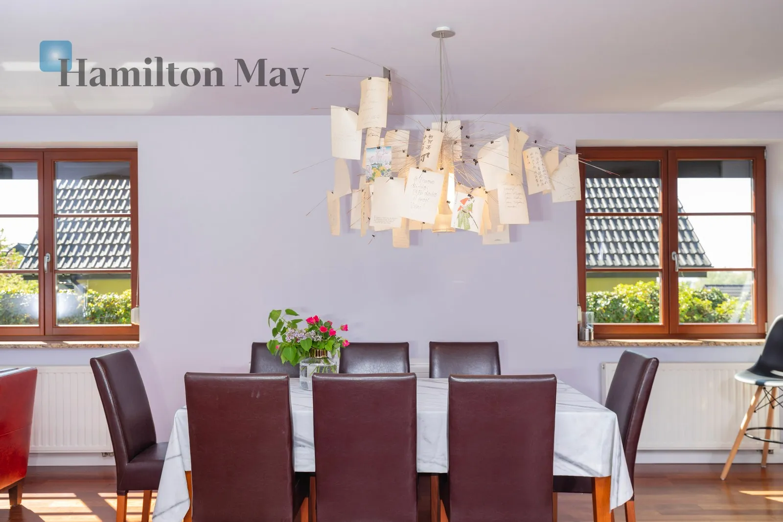 Region: Zielonki Distance to centre: 6.51 km Price: 7600 PLN Bedrooms: 4 Bathrooms: 1 Plot size: 374m2 Price/m2: 48 PLN - slider