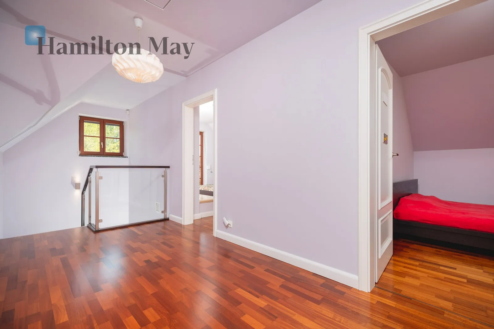 Bedrooms: 4 Bathrooms: 1 Plot size: 374m2 - slider