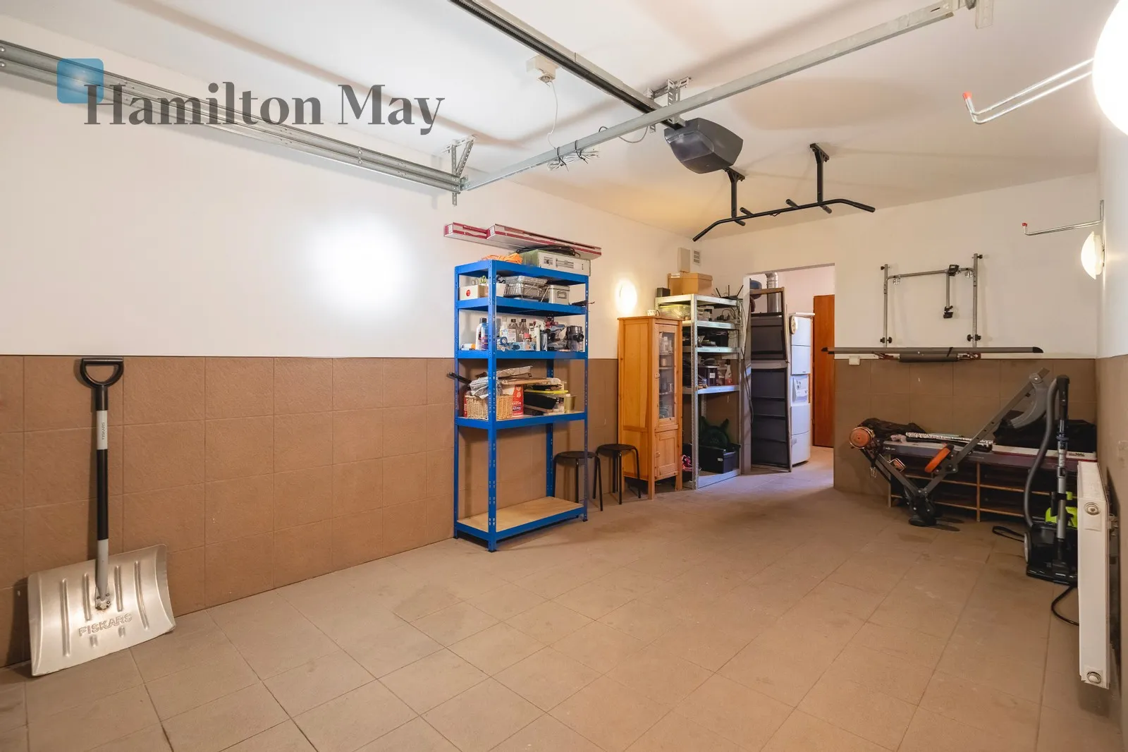 Bathrooms: 1 Plot size: 374m2 Price/m2: 48 PLN - slider