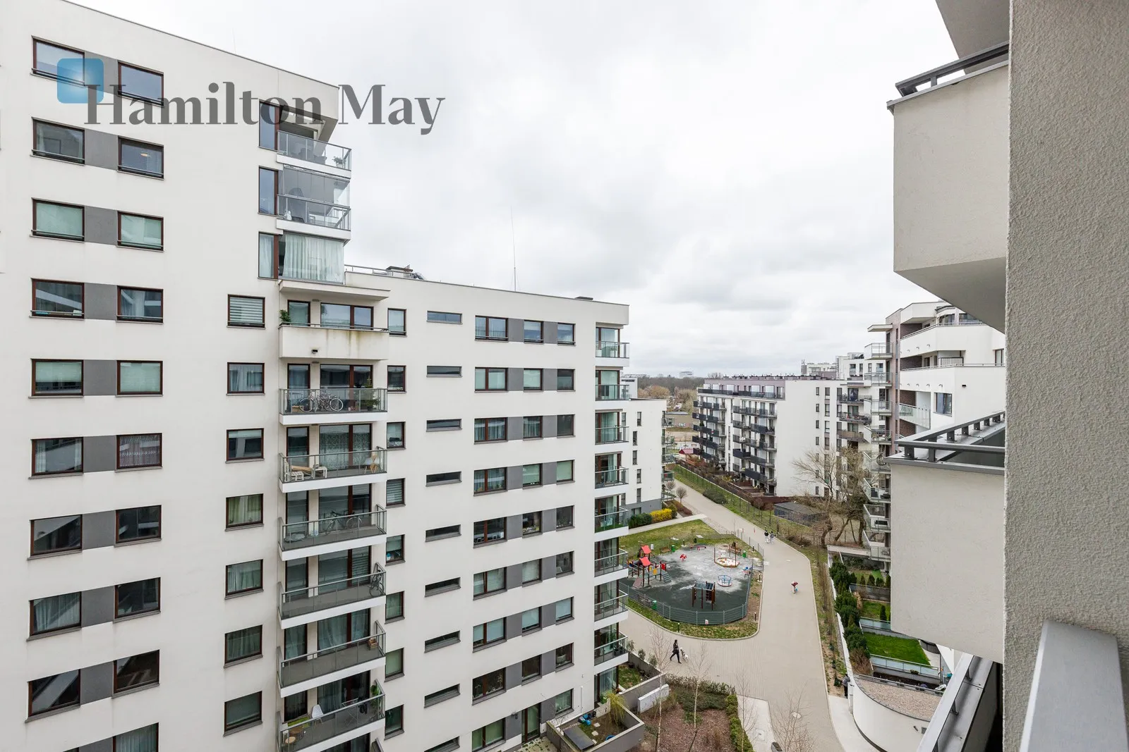 Trzypokojowe mieszkanie na osiedlu "Przy Kłopot" - slider