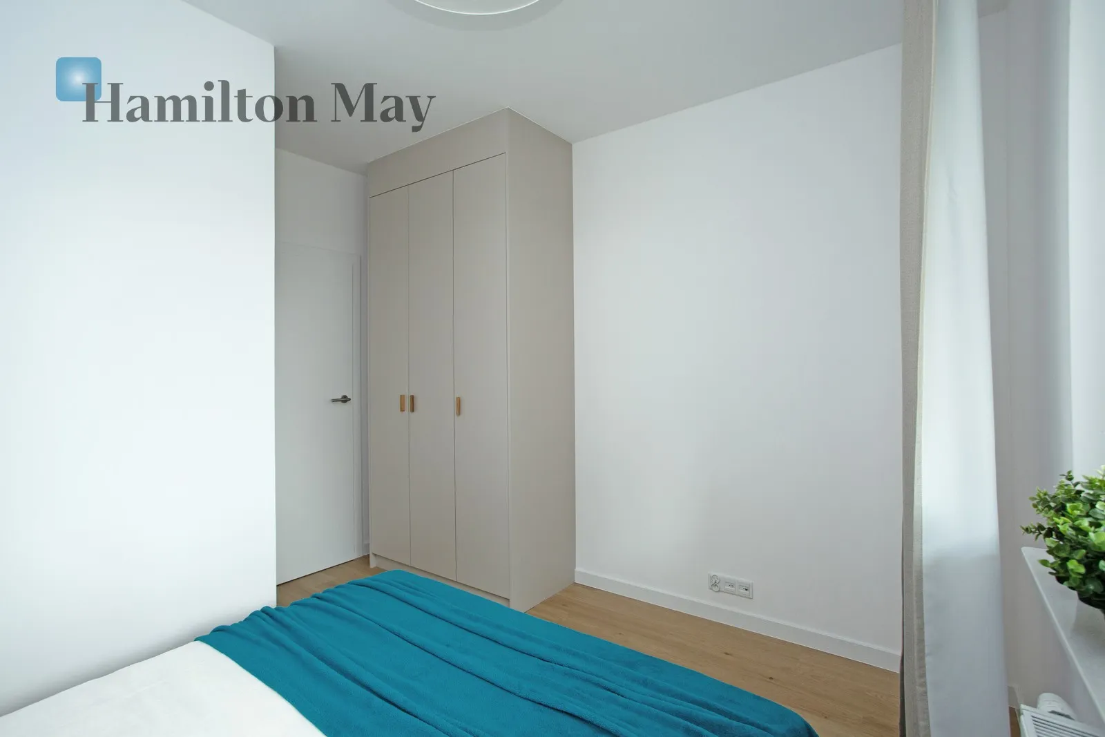 Subregion: Płaszów Distance to centre: 4.69 km Price: 897000 PLN Bedrooms: 2 Bathrooms: 1 Size: 53.78m2 Price/m2: 16679 PLN - slider