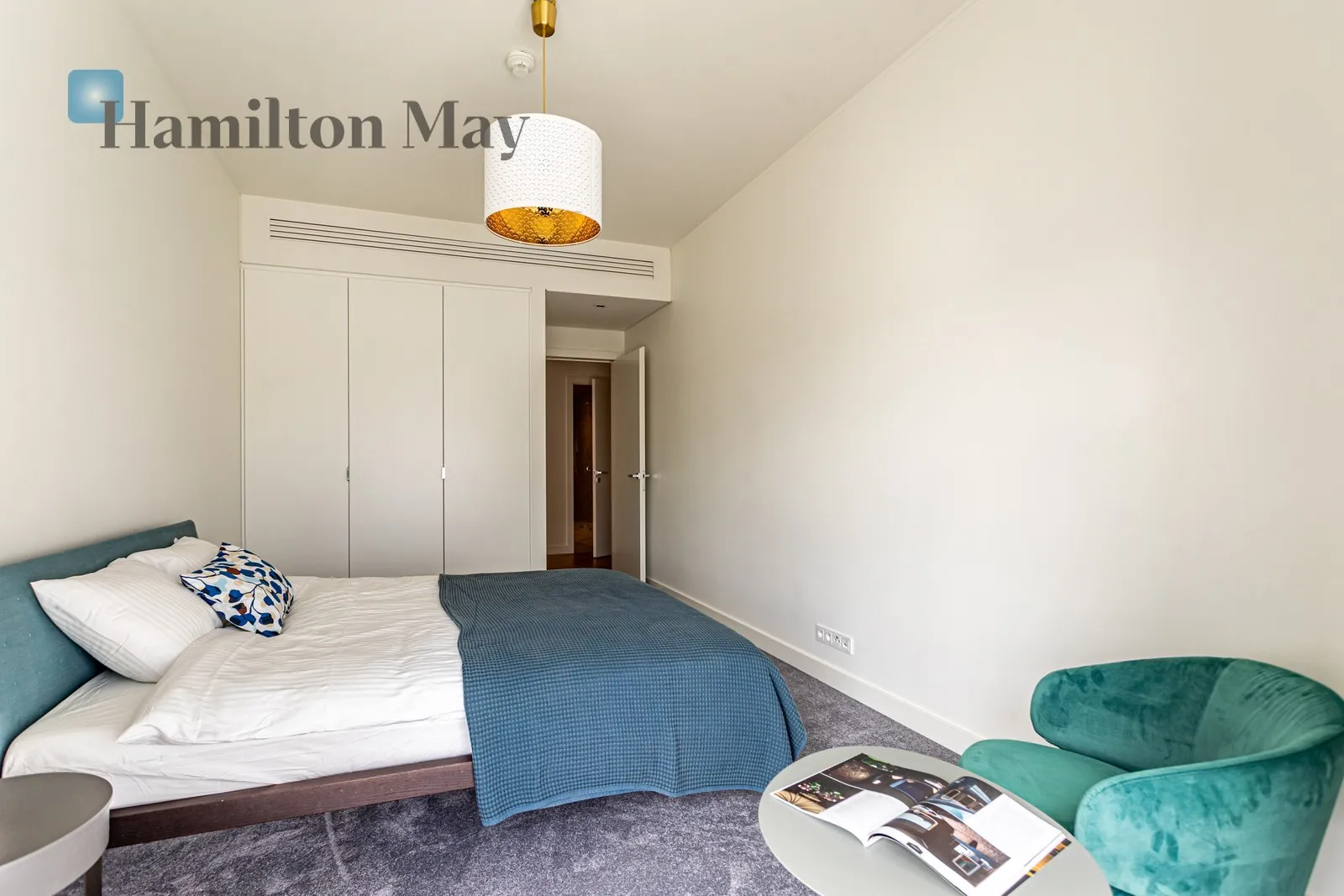 Subregion: Śródmieście Północne Distance to centre: 0.65 km Level: 11 Price: 39000 PLN Bedrooms: 3 Bathrooms: 3 Size: 212m2 - slider