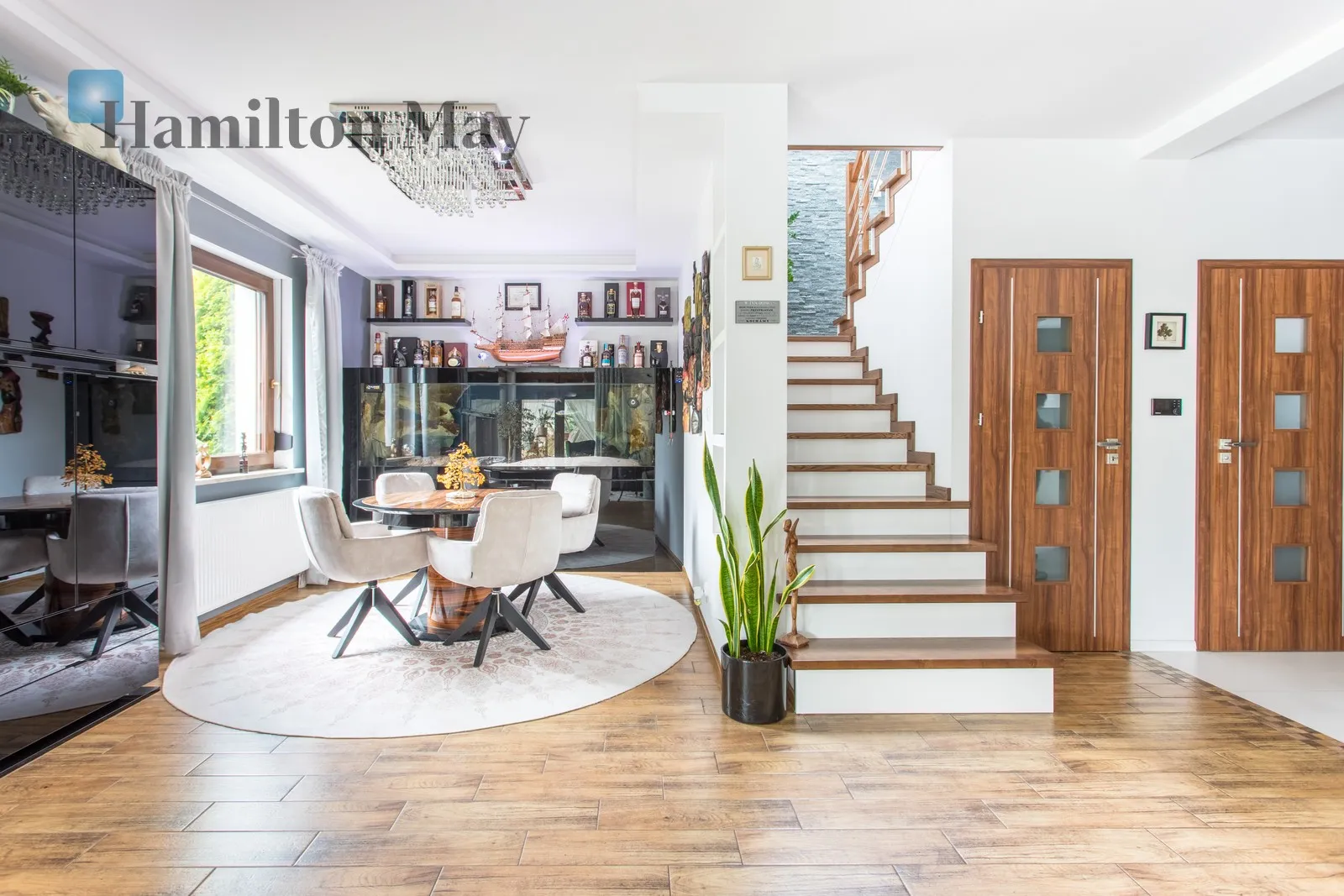 City: Nieciszów Street: Główna Region: Nieciszów Price: 1350000 PLN Bedrooms: 3 Bathrooms: 2 - slider