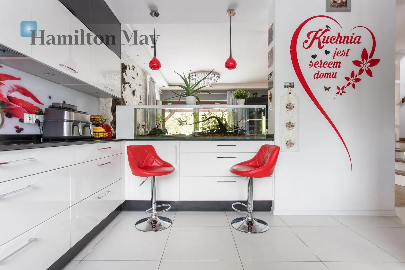 Region: Nieciszów Price: 1350000 PLN Bedrooms: 3 Bathrooms: 2 Plot size: 1182m2 - slider