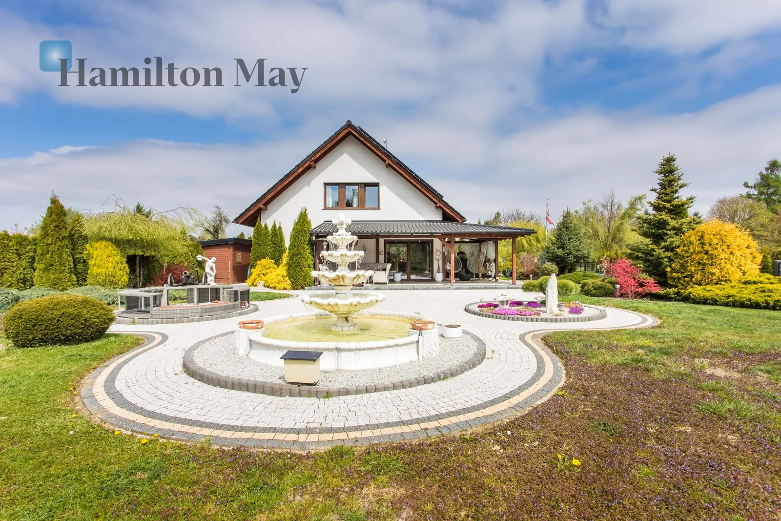 Bathrooms: 2 Plot size: 1182m2 Price/m2: 11326 PLN - slider