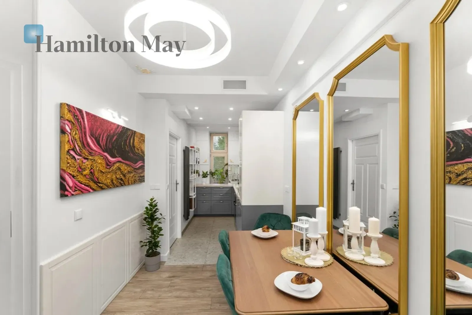 City: Kraków Street: Łobzowska Region: Stare Miasto Subregion: Piasek Distance to centre: 0.77 km Price: 1290000 PLN Bedrooms: 2 - slider