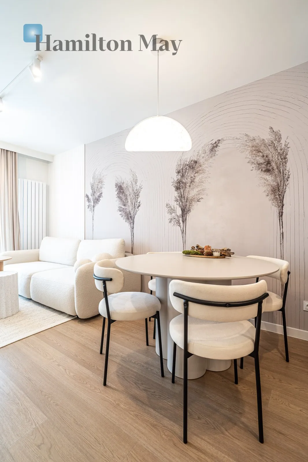 City: Kraków Street: Karola Bunscha Region: Dębniki Subregion: Osiedle Europejskie Distance to centre: 6.36 km Level: 3 Price: 3500 PLN - slider
