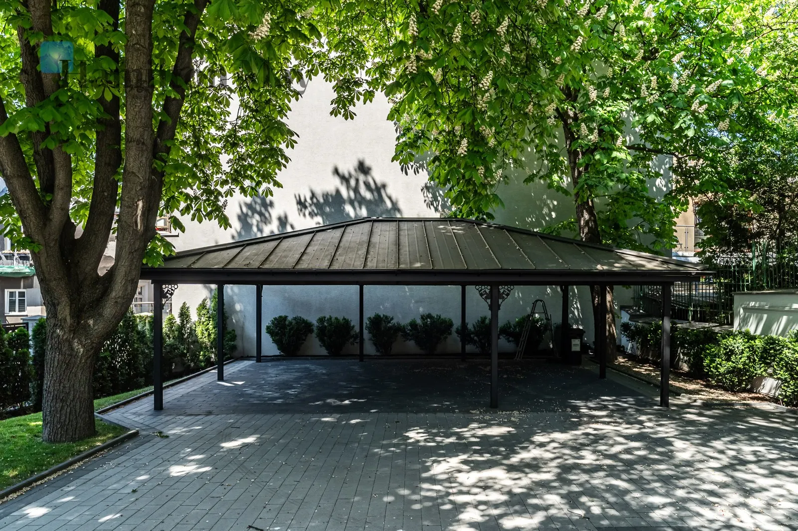 A unique, restored historic Villa close to the center of Krakow | Stare Podgórze - slider