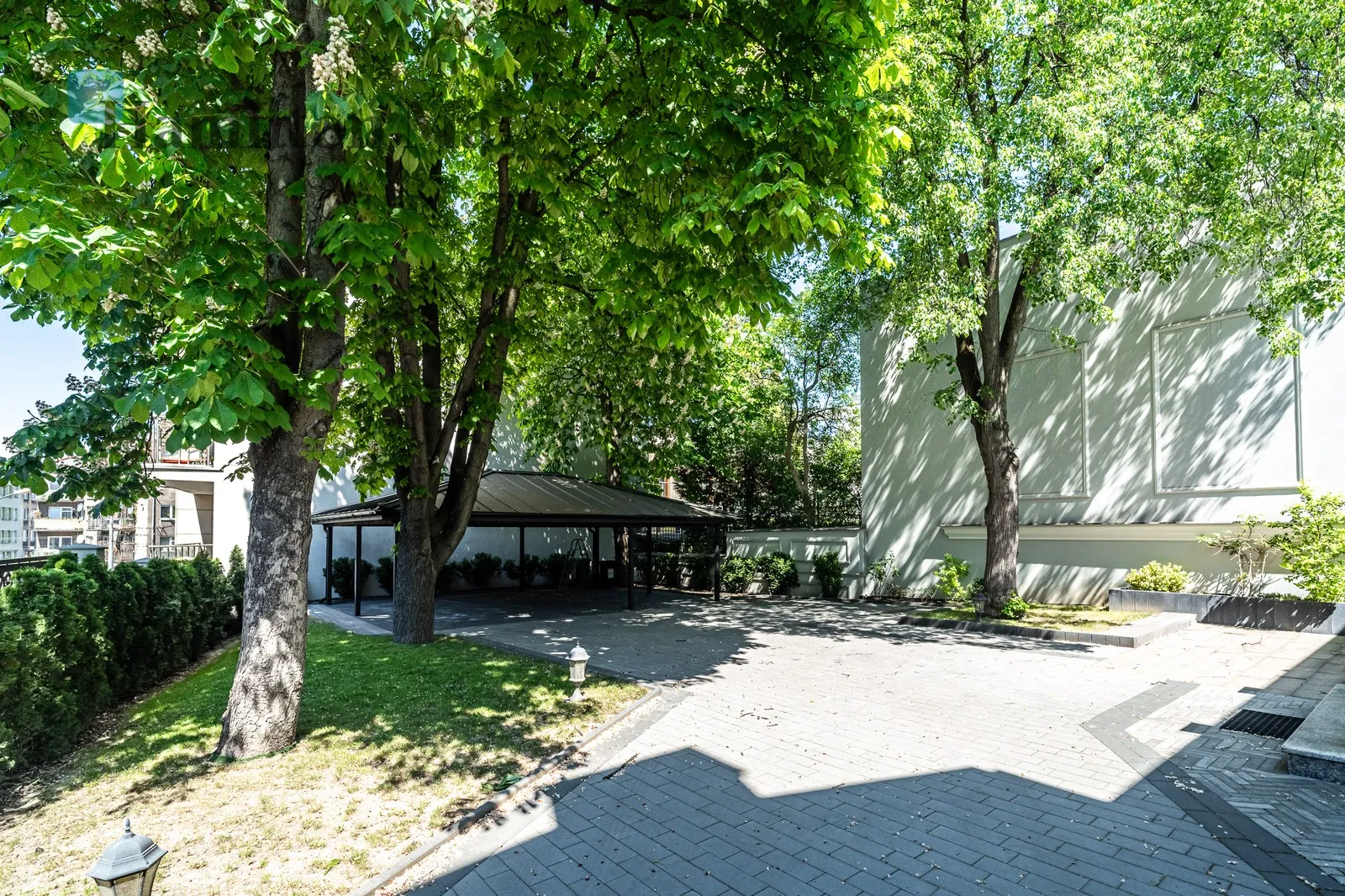 A unique, restored historic Villa close to the center of Krakow | Stare Podgórze - slider