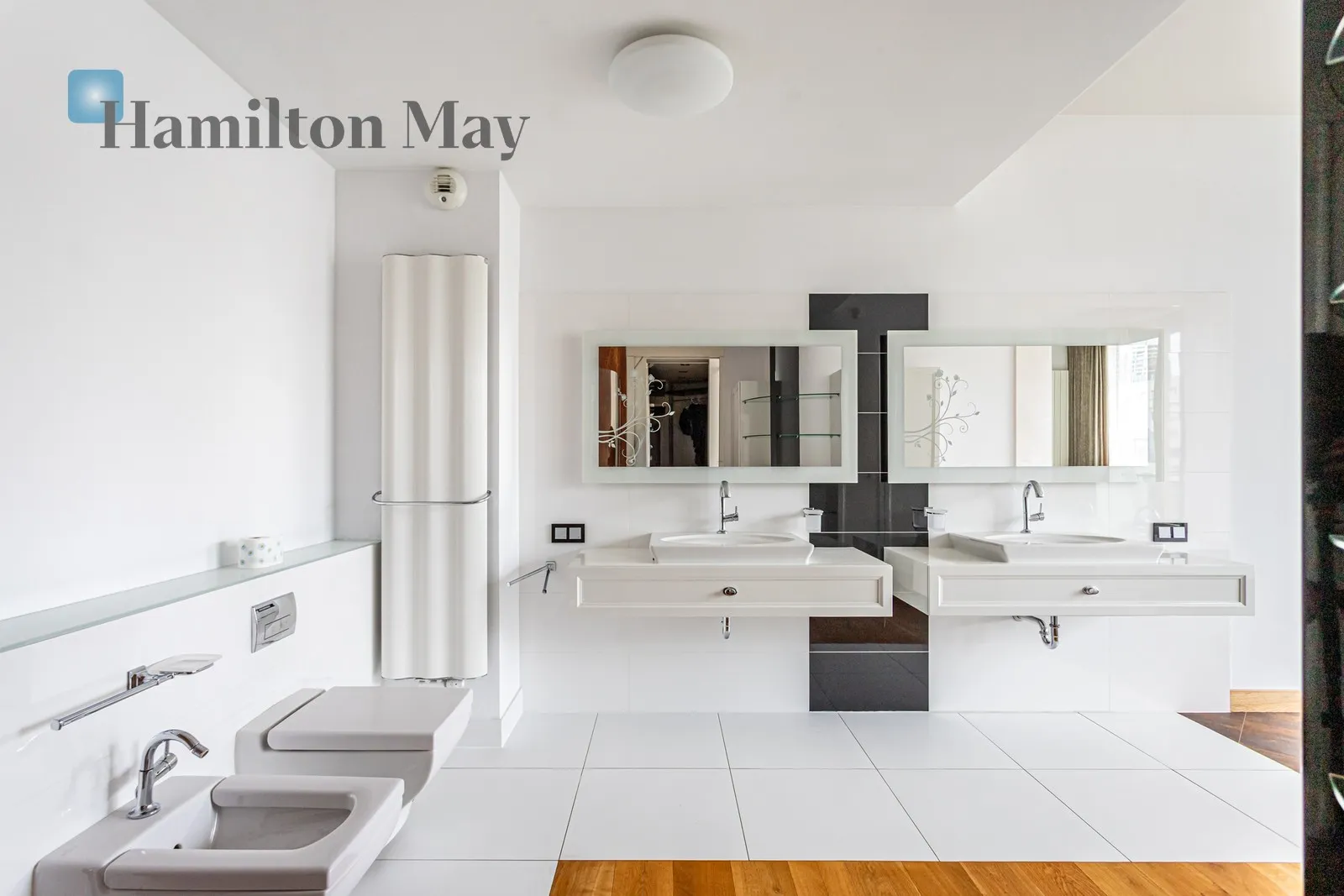 City: Warszawa Street: Sienna Region: Wola Subregion: Mirów Distance to centre: 1.28 km Level: 8 Price: 7900000 PLN - slider