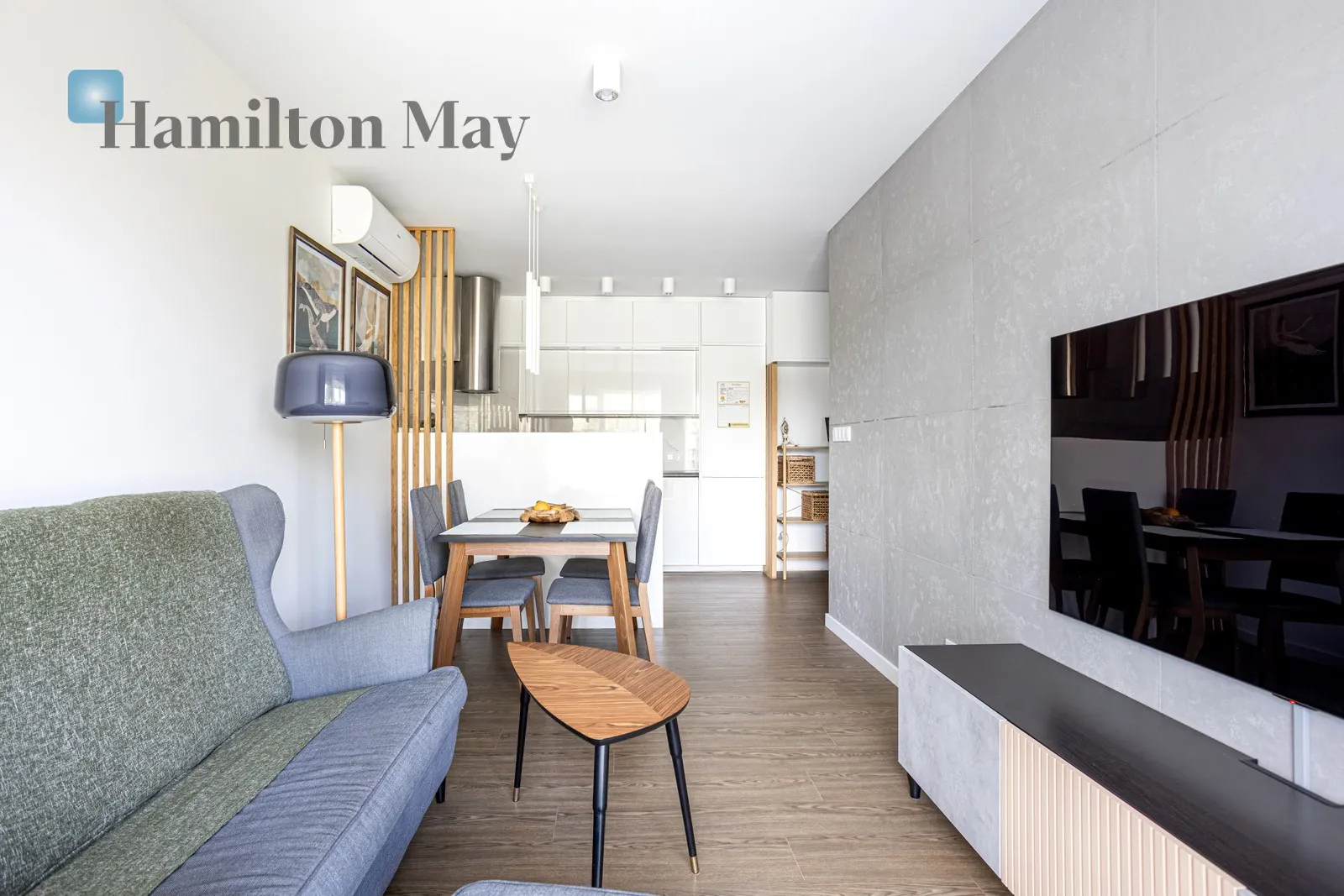Street: Dożynkowa Region: Krzyki Subregion: Klecina Distance to centre: 5.82 km Price: 3300 PLN Bedrooms: 2 Bathrooms: 1 Size: 49m2 Price/m2: 67 PLN - slider