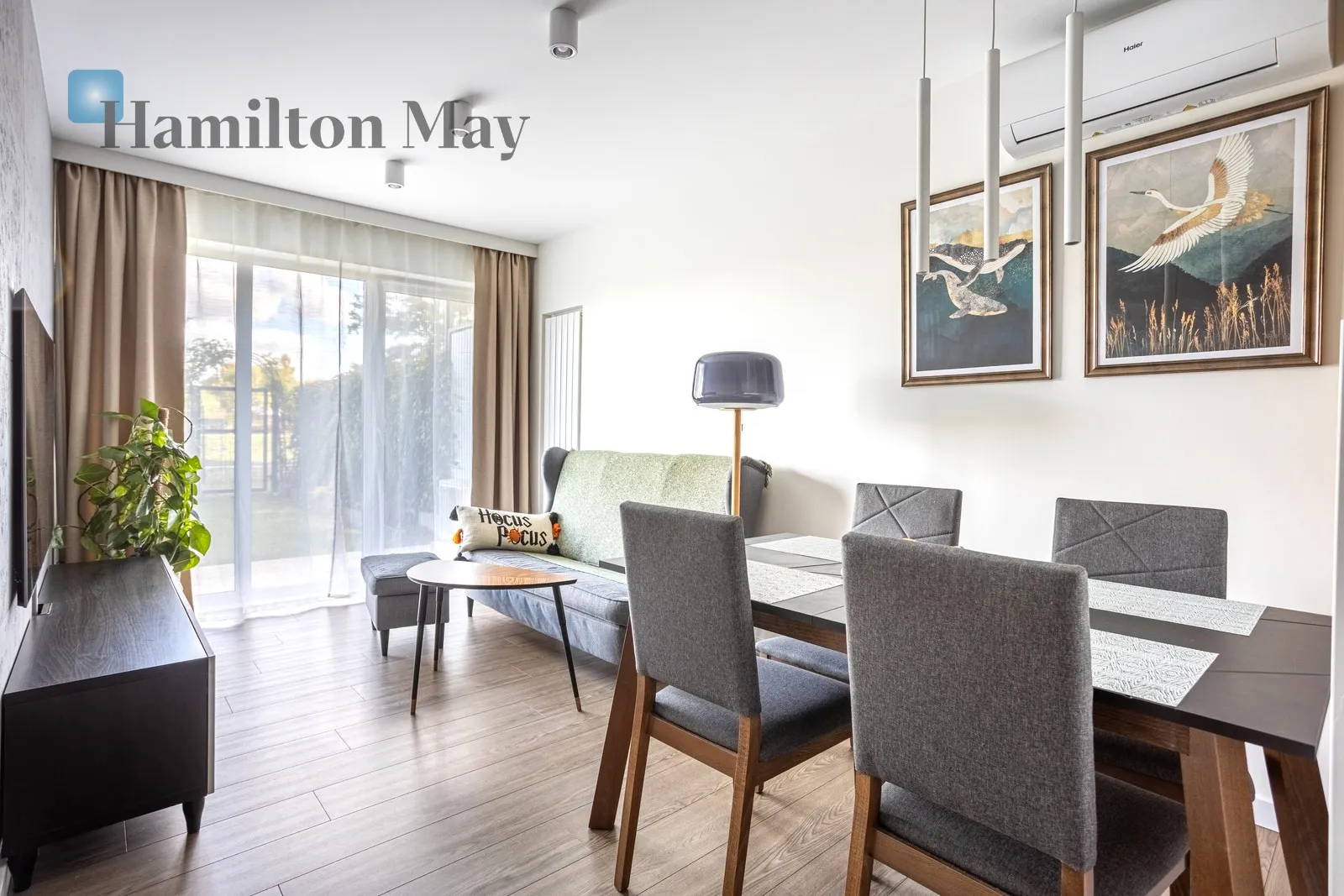 City: Wrocław Street: Dożynkowa Region: Krzyki Subregion: Klecina Distance to centre: 5.82 km Price: 3300 PLN Bedrooms: 2 Bathrooms: 1 Size: 49m2 Price/m2: 67 PLN - slider