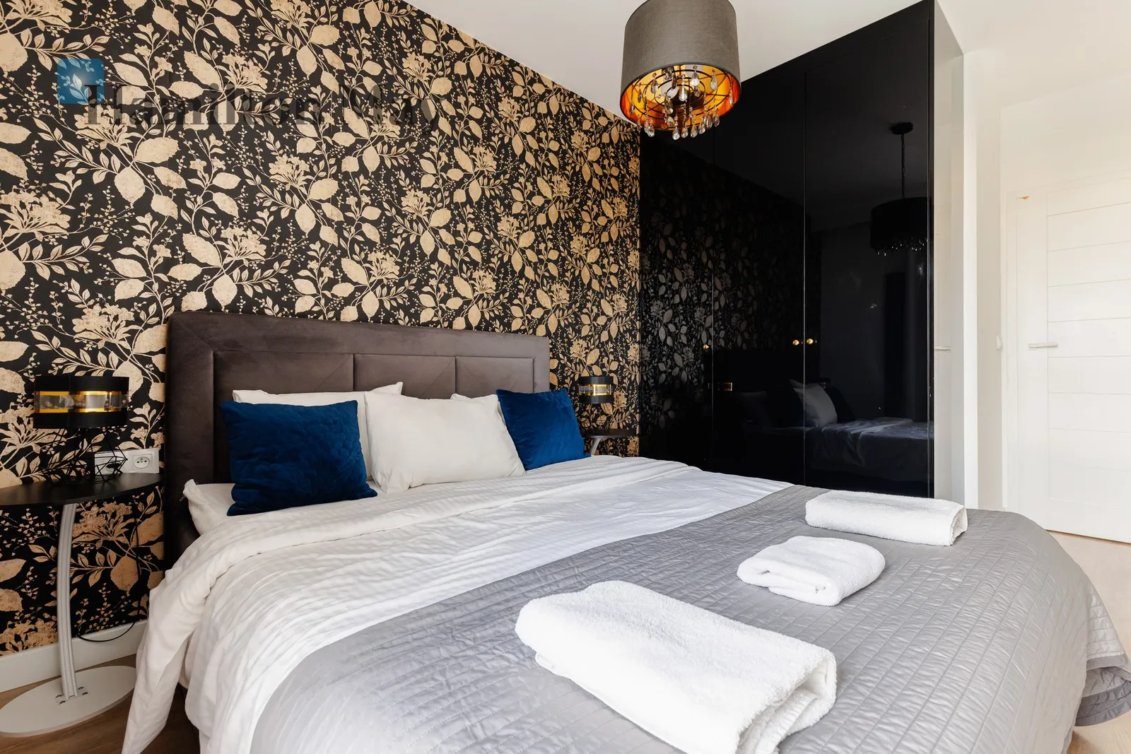 Region: Wola Distance to centre: 3.75 km Level: 3 Price: 1200000 PLN Bedrooms: 1 Bathrooms: 1 Size: 46.96m2 - slider