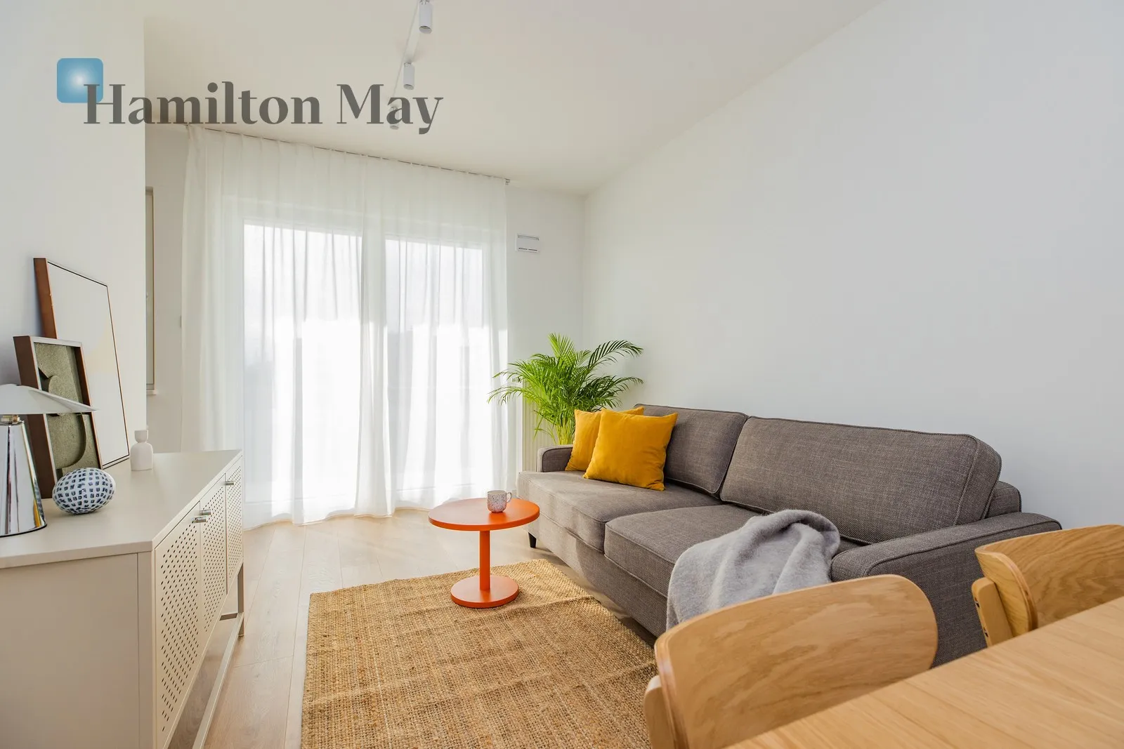 City: Warszawa Street: Żupnicza Region: Praga-Południe Subregion: Kamionek Distance to centre: 4.69 km Level: 1 Price: 1049000 PLN Bedrooms: 2 Bathrooms: 1 - slider
