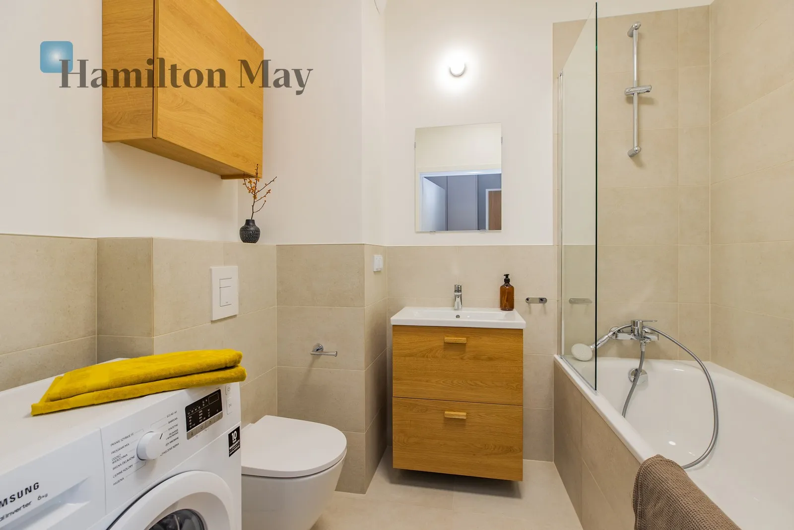 Subregion: Kamionek Distance to centre: 4.69 km Level: 1 Price: 1049000 PLN Bedrooms: 2 Bathrooms: 1 Size: 55.87m2 Price/m2: 18776 PLN - slider