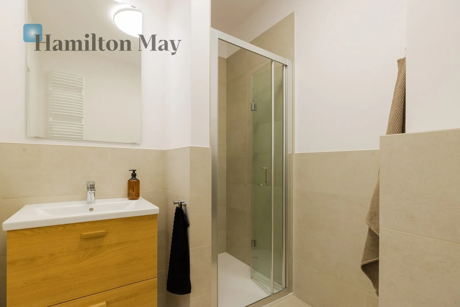 Subregion: Kamionek Distance to centre: 4.8 km Level: 5 Price: 1080000 PLN Bedrooms: 2 Bathrooms: 1 Size: 57.1m2 Price/m2: 18914 PLN - slider