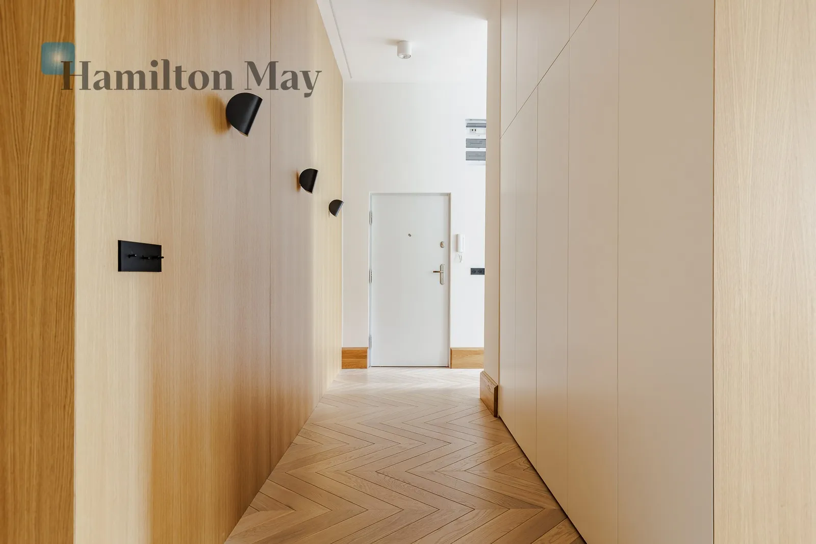 Region: Śródmieście Subregion: Śródmieście Południowe Distance to centre: 1.63 km Level: 2 Price: 12000 PLN Bedrooms: 1 Bathrooms: 1 - slider