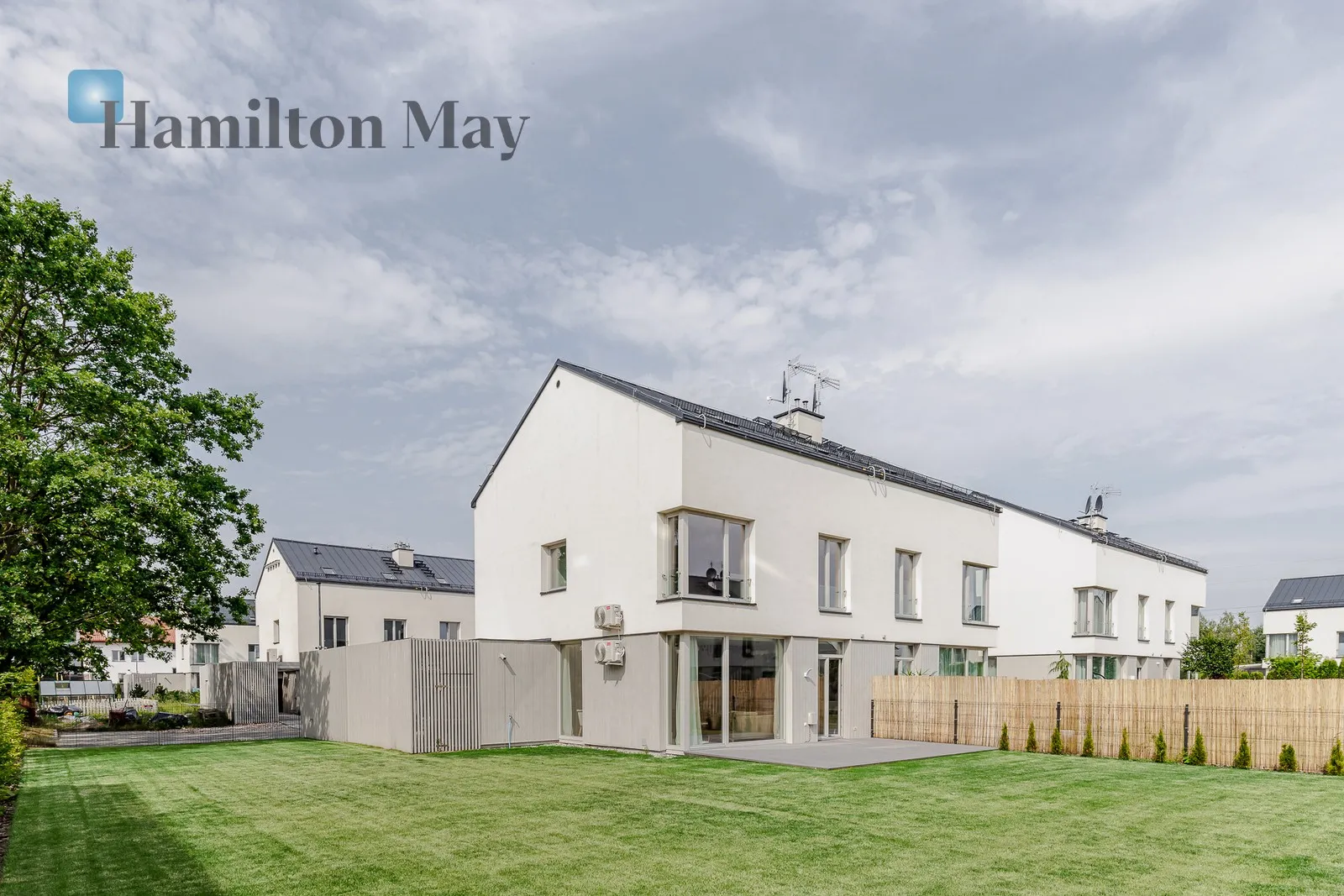Bathrooms: 3 Plot size: 644m2 Price/m2: 91 PLN - slider